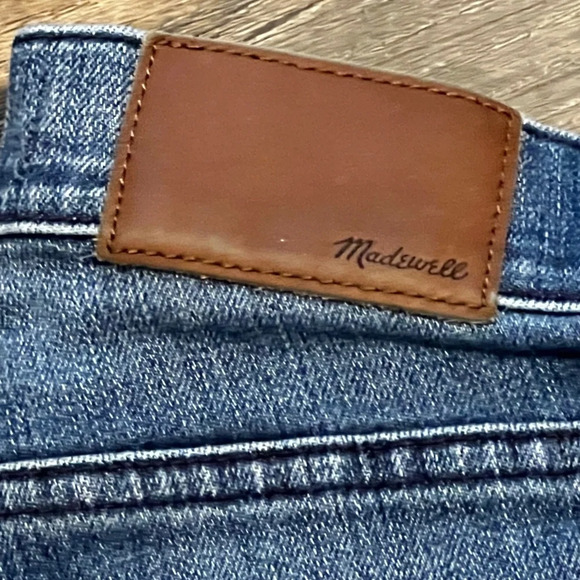 FINAL PRICE Madewell Distressed Skinny Jeans - Picture 4 of 7